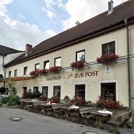 Gasthof Zur Post Райстинг Экстерьер фото